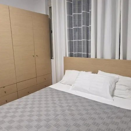 Comfortable * Golem (Tirana)